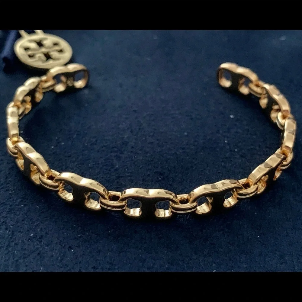 🔥🔥Tory Burch Authentic BRACELET At Awesome Prices To Buy Now & Save